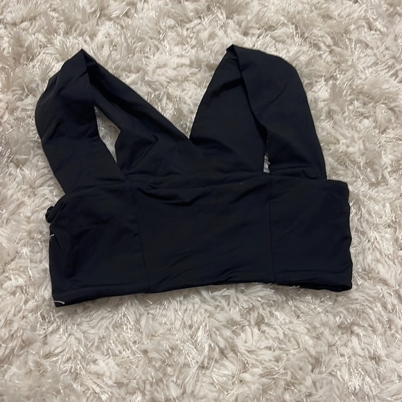 L space bikini tops - Picture 5 of 7